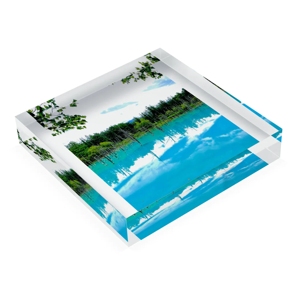 ほぺの青い池。 Acrylic Block :placed flat