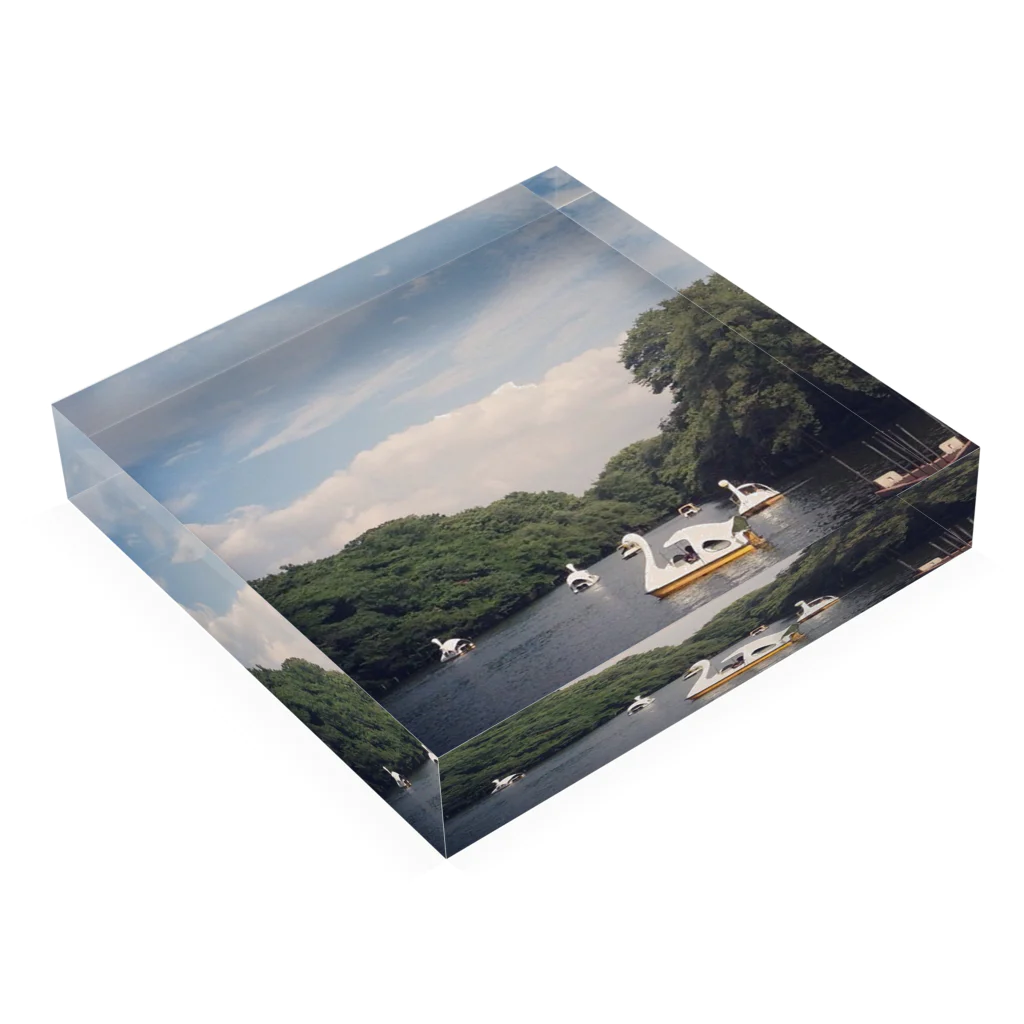 sheseesseaのa park Acrylic Block :placed flat