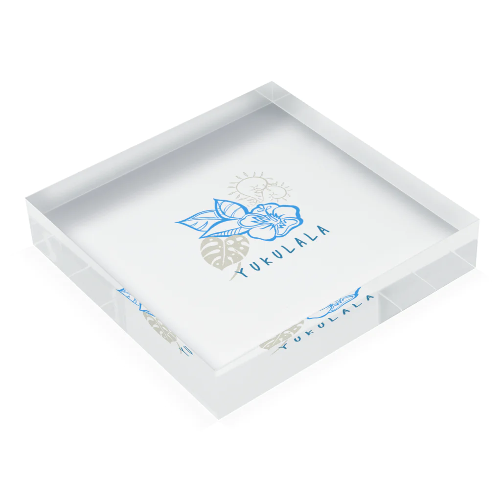 YUKULALAのhibiscus Acrylic Block :placed flat