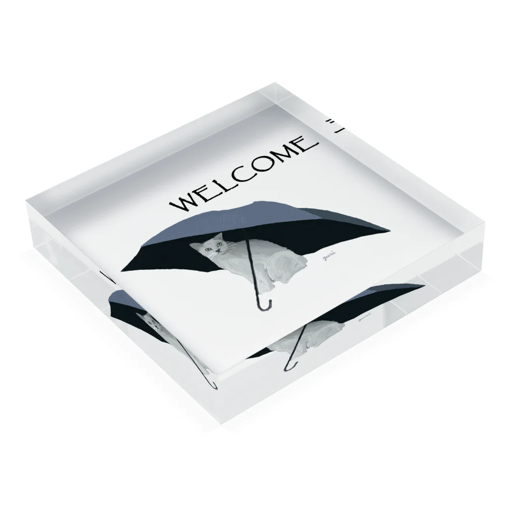 GURI  factoryのWELCOME CAT（雨の日） Acrylic Block :placed flat