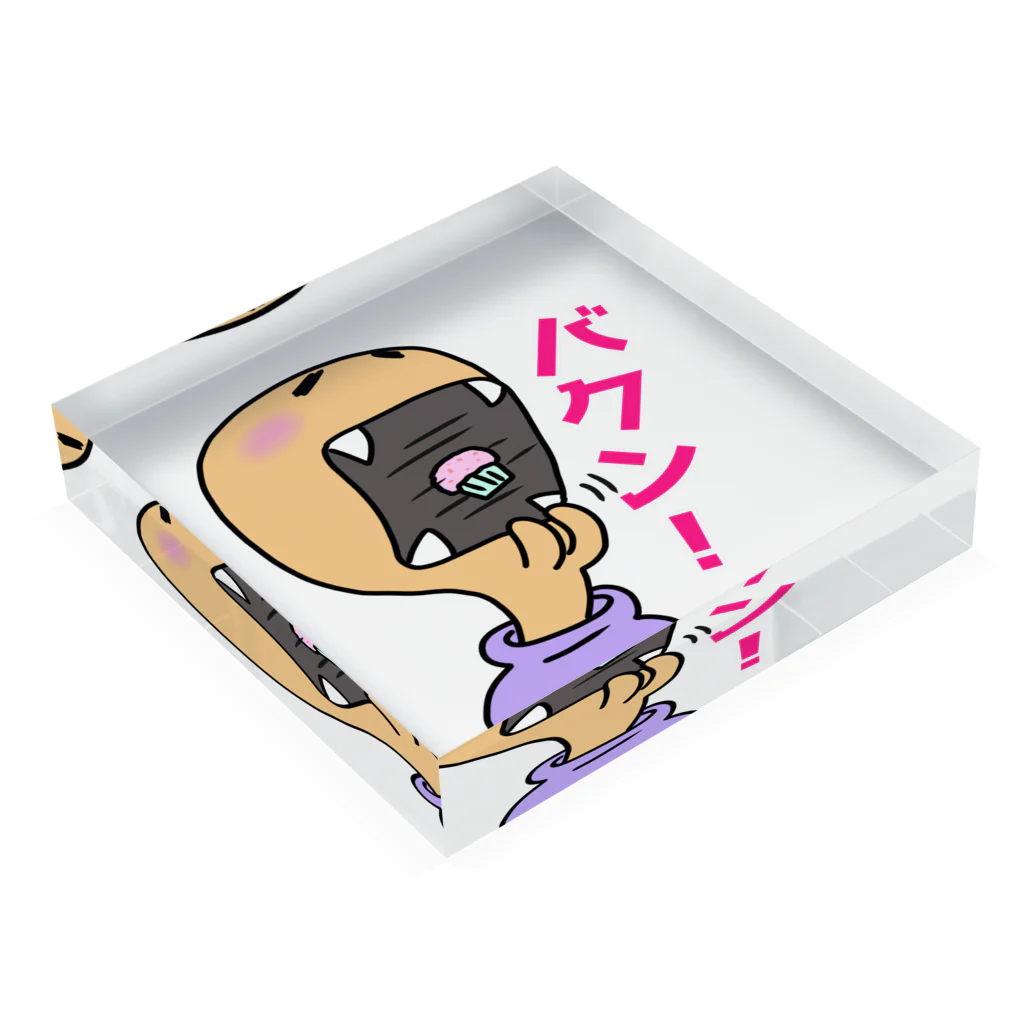 DAL-2の『バクン！』するコブちゃん♪ アクリルブロックの平置き