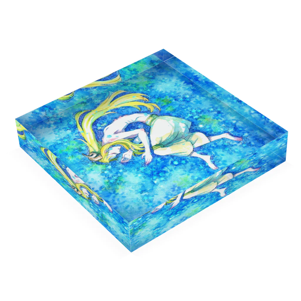 うずなか　しいの青い花の中で、永遠に。In blue flowers, forever. Acrylic Block :placed flat