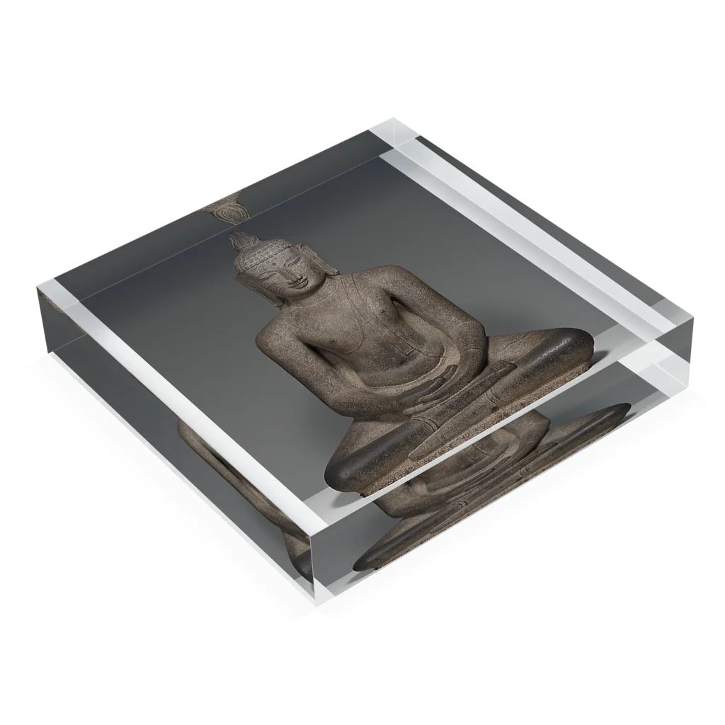 Art Institute ChicagoのBuddha Shakyamuni Seated in Meditation (Dhyanamudra), Chola period, about 12th century |  Acrylic Block :placed flat