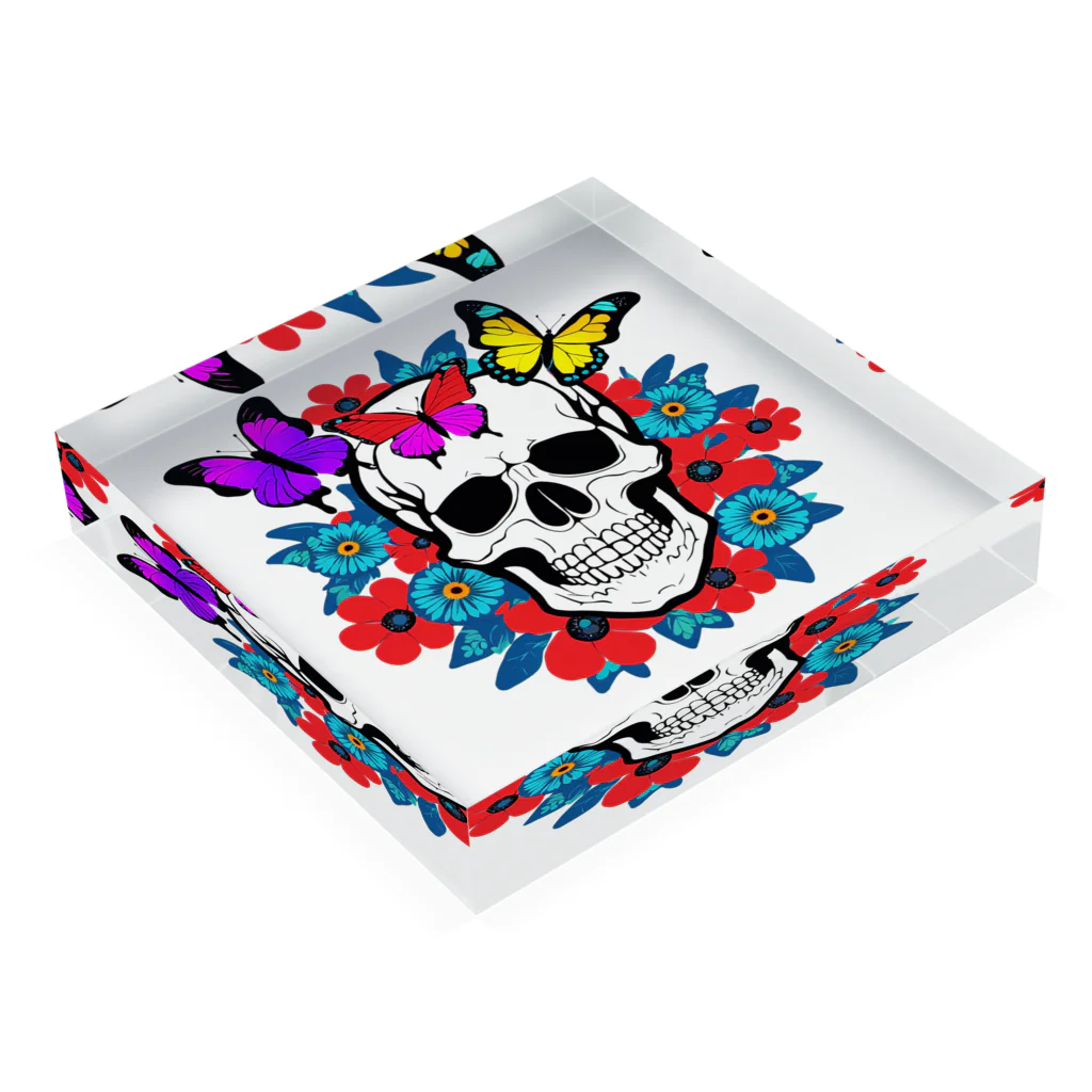 浪漫千代（ロマチョんの店）のA skull in a flower garden Acrylic Block :placed flat