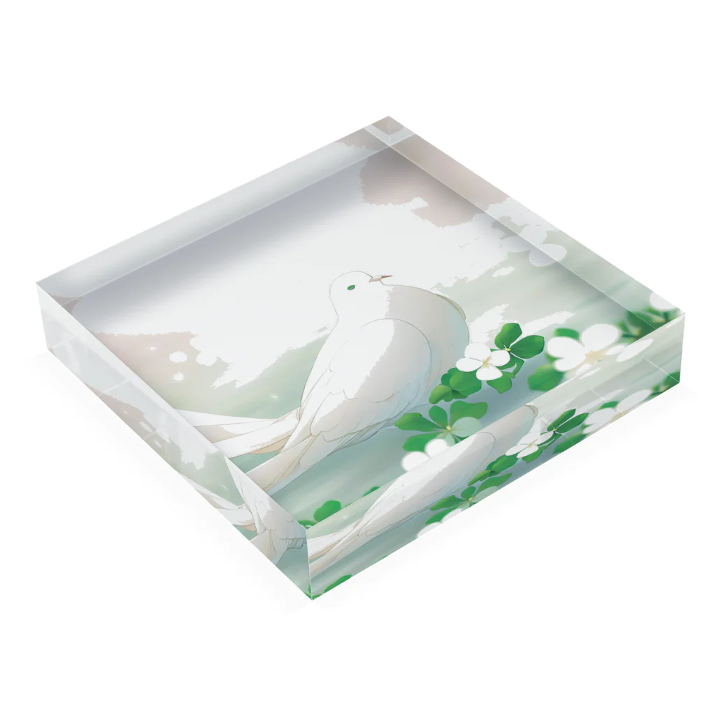 こりすまるの夢幻　鳩　清ら Acrylic Block :placed flat