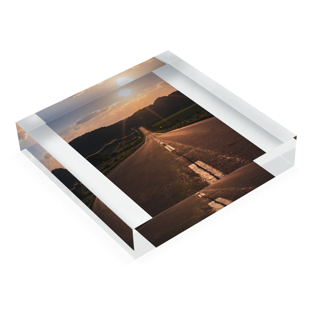 guchy-kの夕陽の向こうは Acrylic Block :placed flat