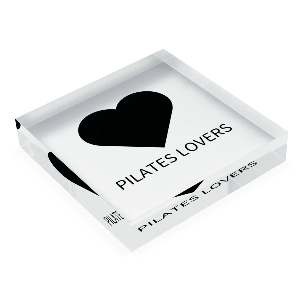 Pilates Studio niuのPilates Studio niu 公式グッズ／ピラティス アクリルブロックの平置き