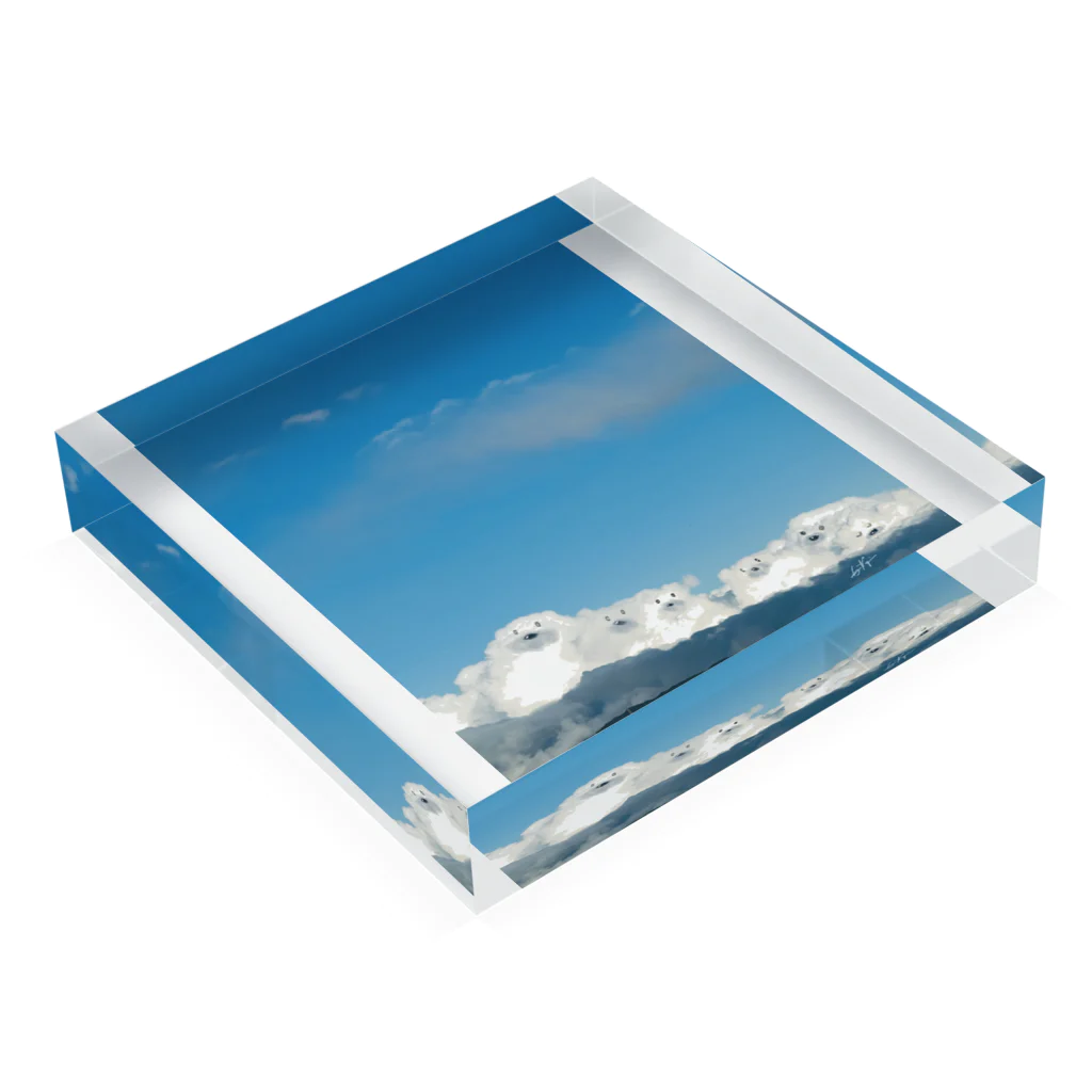 k_cloudart official shopのKUMO KUMA Acrylic Block :placed flat