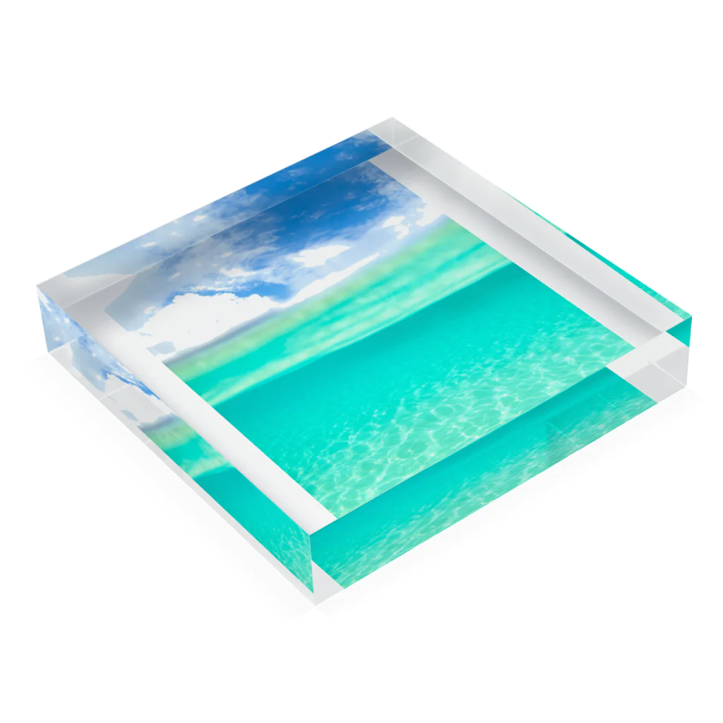 yuuuyuuuの青空と海 Acrylic Block :placed flat