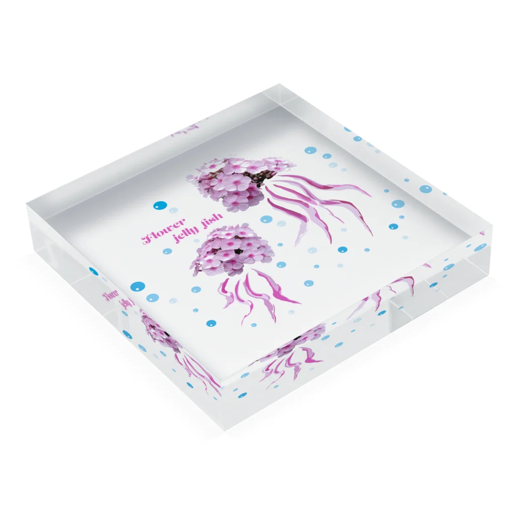 H2Styleの花クラゲ Acrylic Block :placed flat