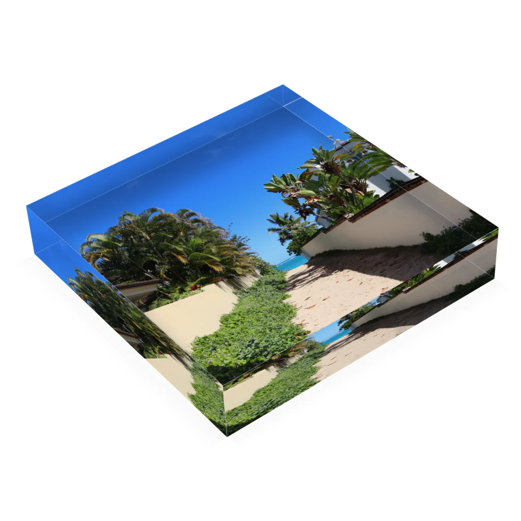 MARUTADESIGNWORKSのROAD TO LANIKAI BEACH Acrylic Block :placed flat