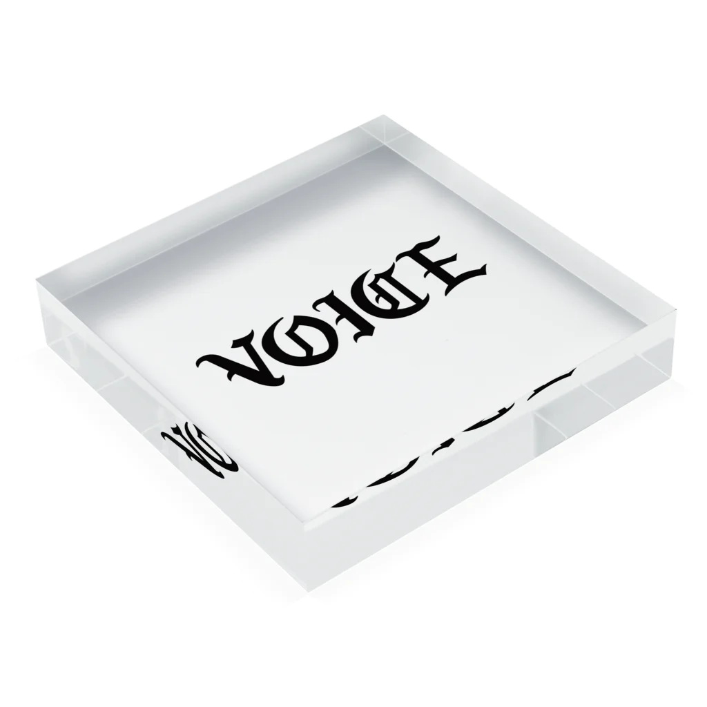 VOICEのVOICE Acrylic Block :placed flat