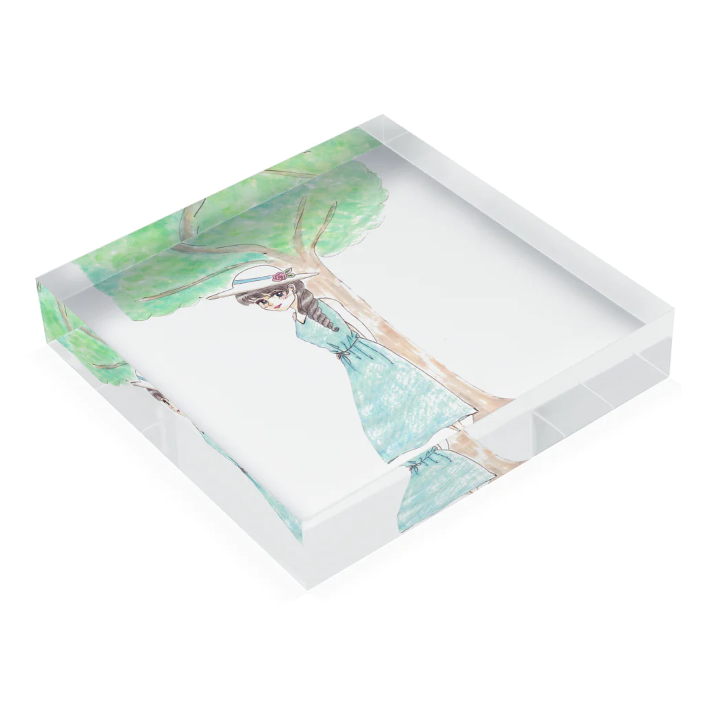 ひよこ工房の木陰で休む少女 Acrylic Block :placed flat