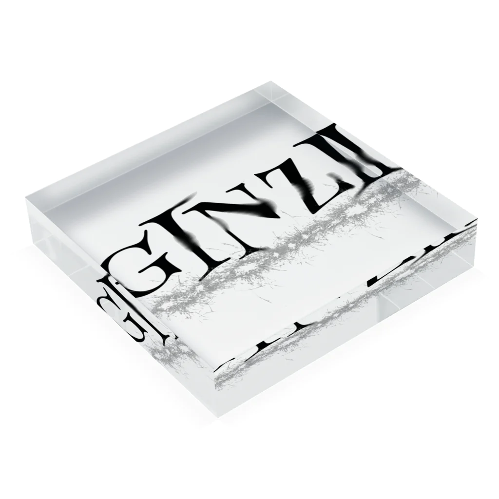 vogueのGINZI Acrylic Block :placed flat