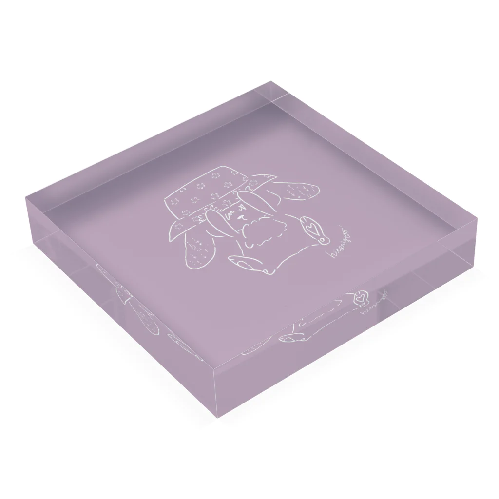 hitorigotoの Rabbit pink Acrylic Block :placed flat