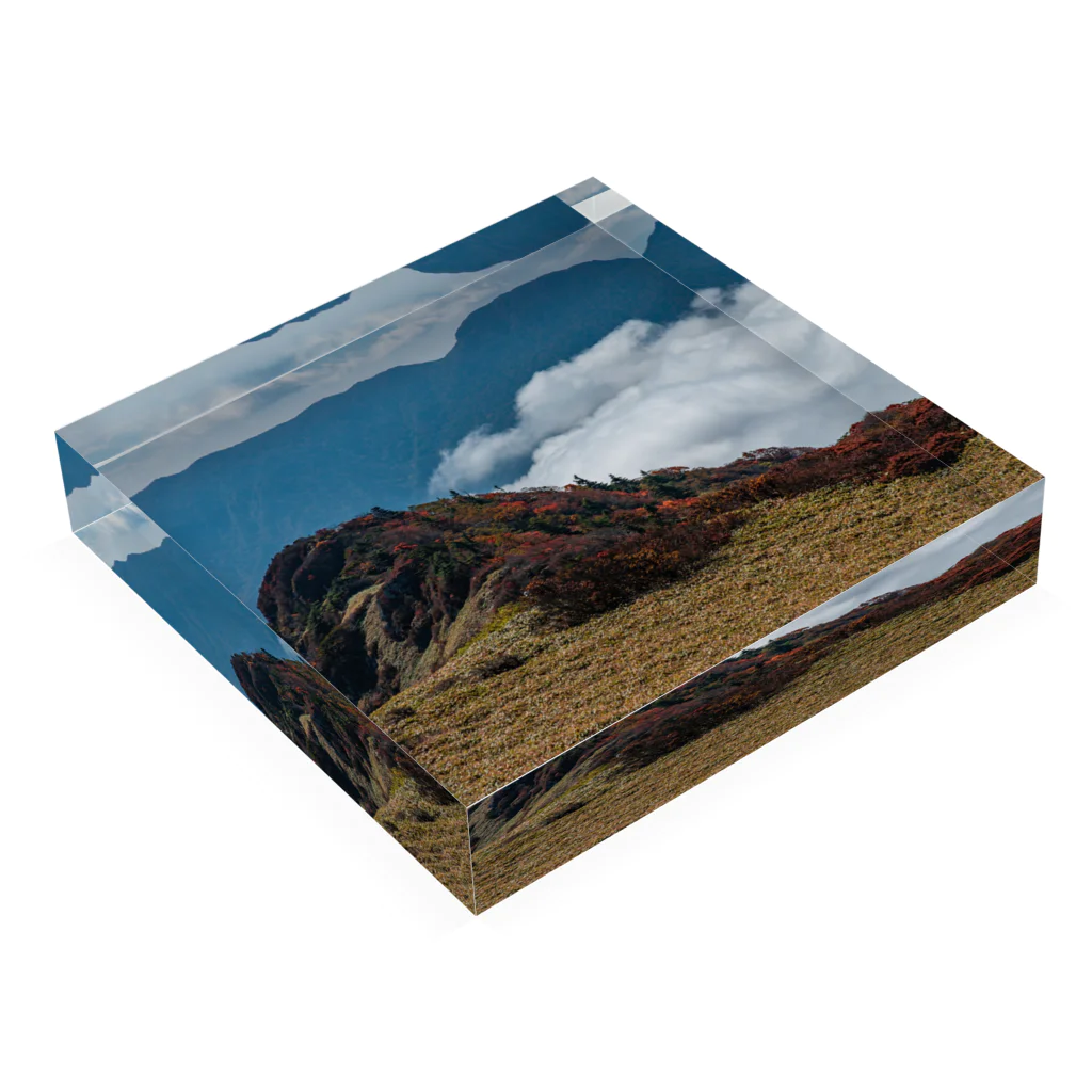 otakeの写真店の秋の高山 Acrylic Block :placed flat