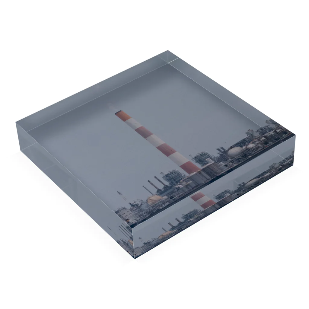 PORTONE, ART, LABORATORY.の Industrial chimney Acrylic Block :placed flat