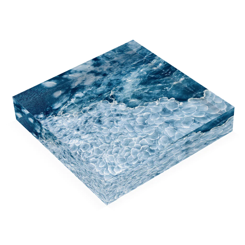 プリシラの流氷ブロック Acrylic Block :placed flat