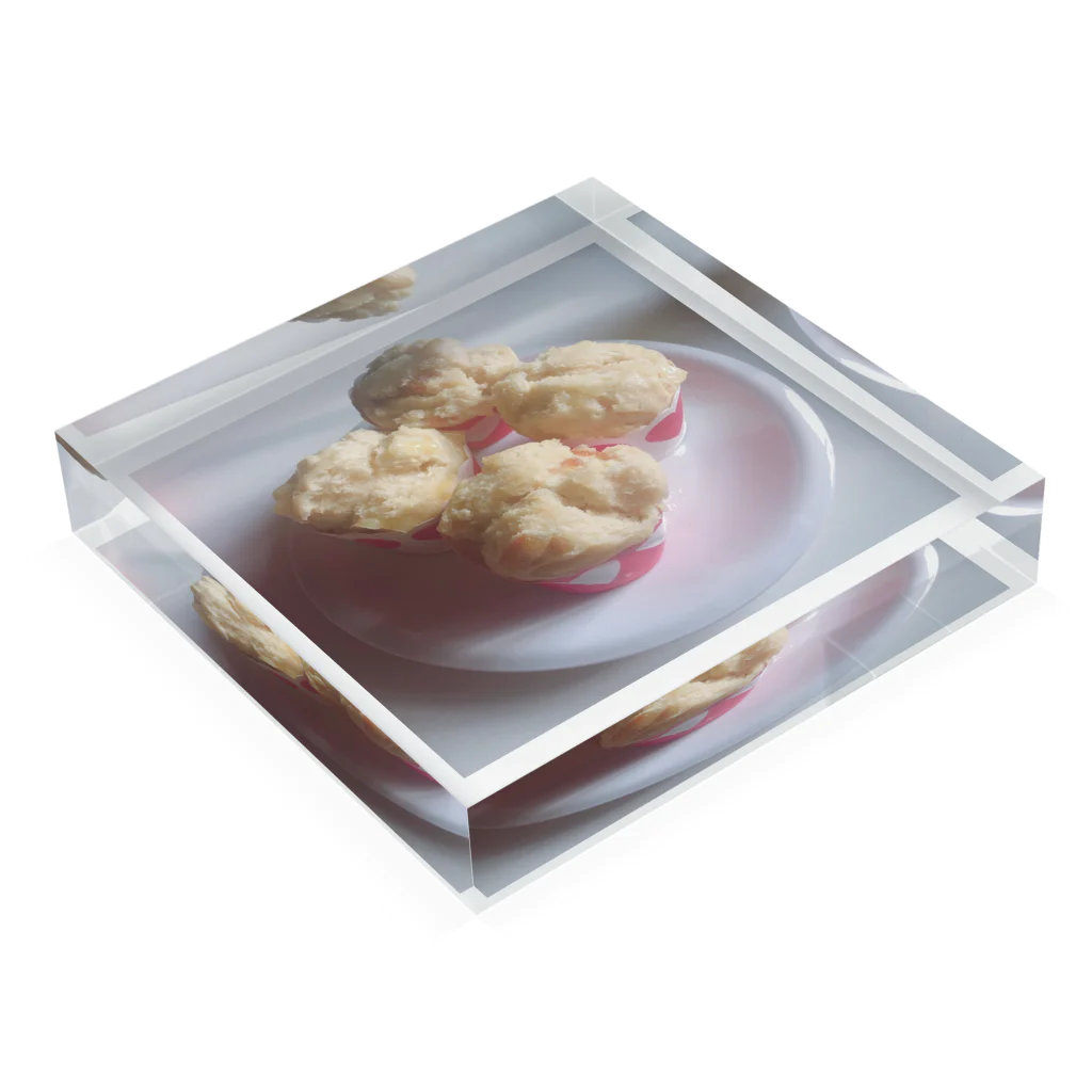 aaask_weaveのおやつですよ！　蒸しパンお食べ Acrylic Block :placed flat