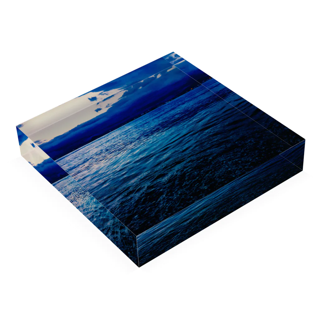 N's CreationのLake Acrylic Block :placed flat