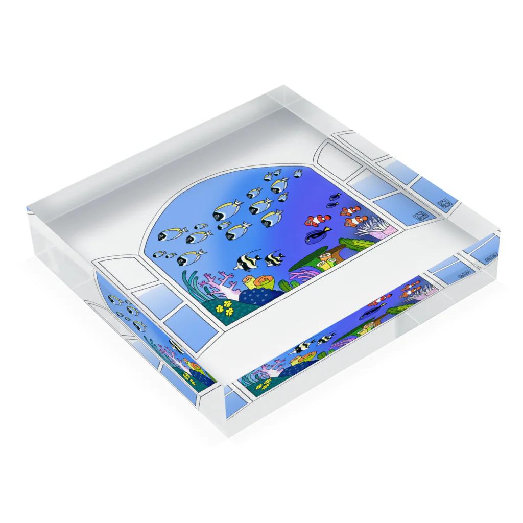 栗坊屋のパウダーブルーが泳ぐ海 Acrylic Block :placed flat