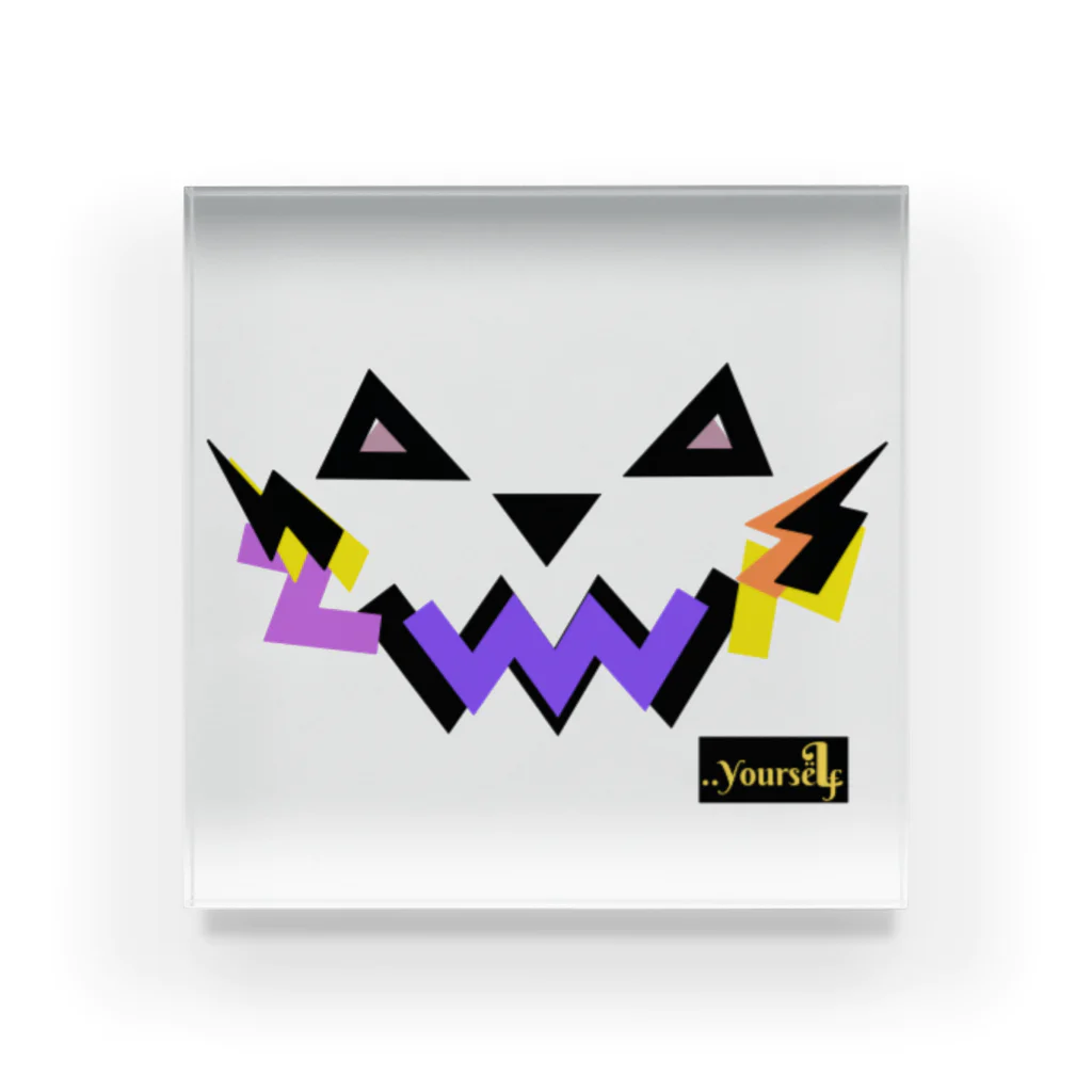 ..yourselfの..Yourself 黒ﾊﾛｳｨﾝ22 Acrylic Block