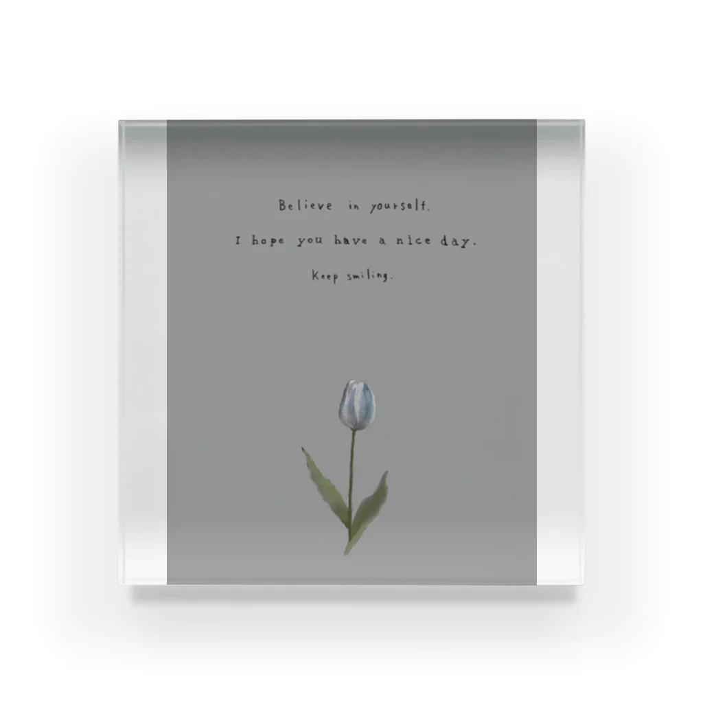 rilybiiのTULIP, white gray blue . アクリルブロック