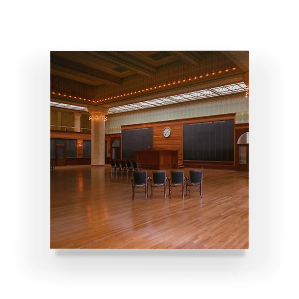 Art Institute ChicagoのChicago Stock Exchange Trading Room: Reconstruction at the Art Institute of Chicago, 1893/94 (original built)1972 (original demolished)1976/77 (reconstructed) | Adler & Sullivan, Architects アクリルブロック