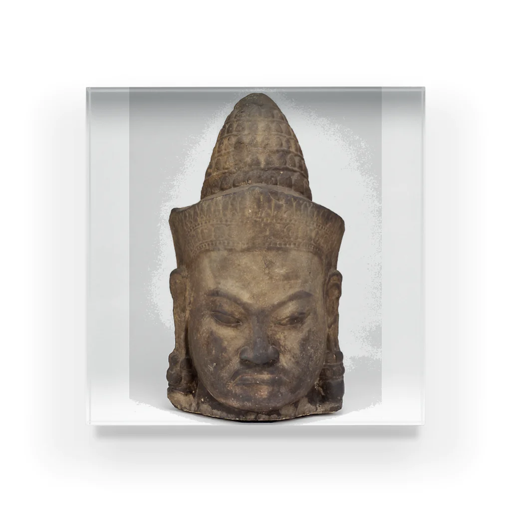 Art Institute ChicagoのHead of a Male Deity (Deva), Angkor period, late 12th–early 13th century |  アクリルブロック