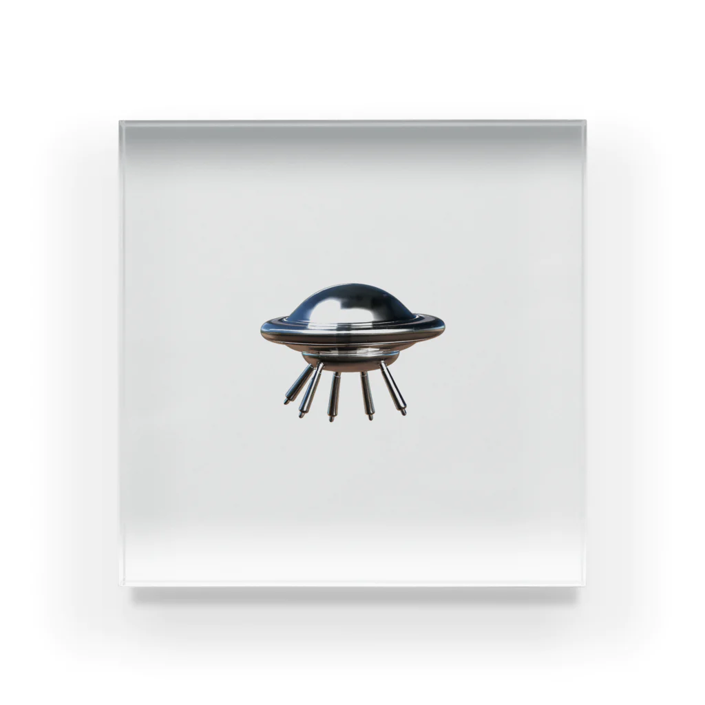 8890のUFO メタル Acrylic Block