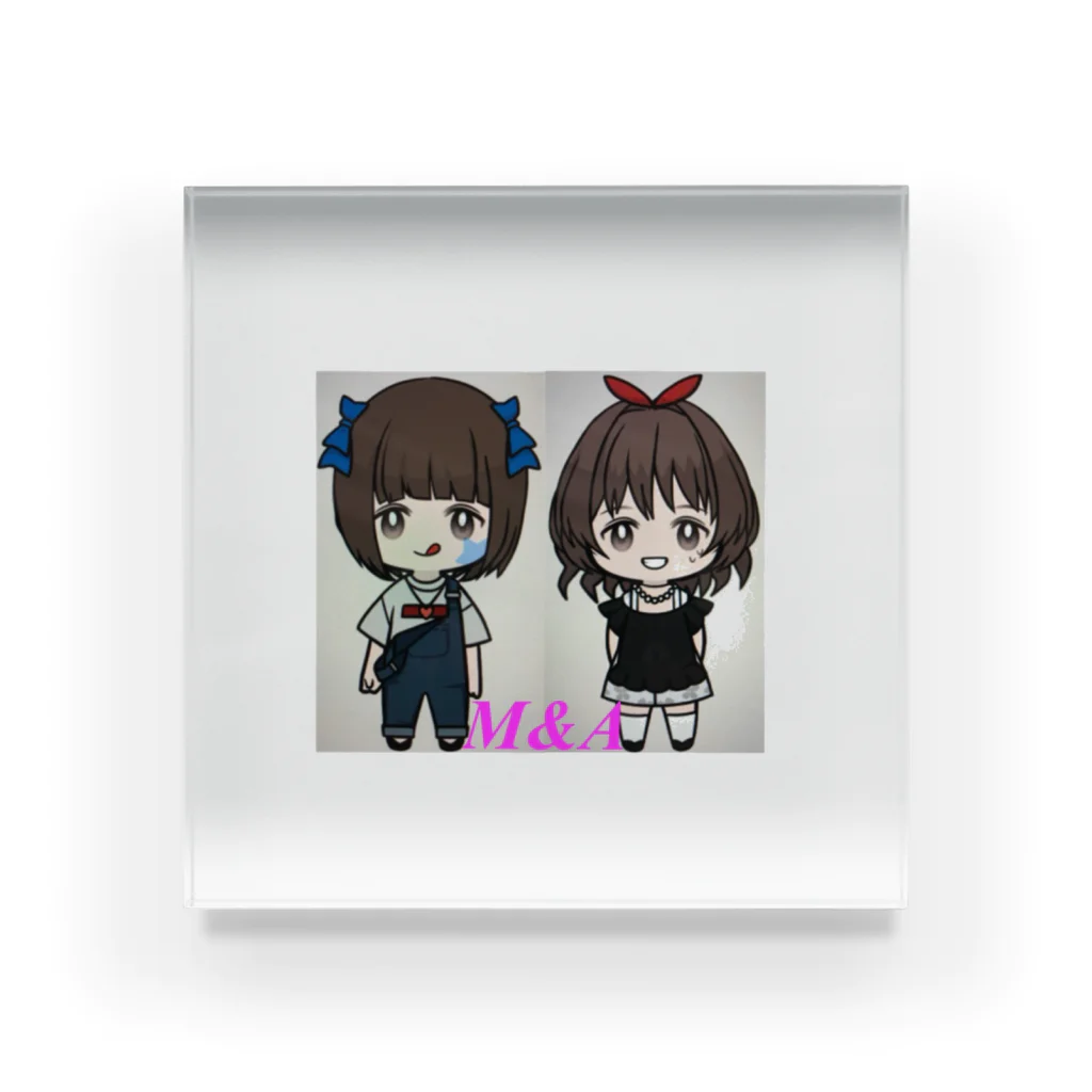 ゆまゆあのロゴ入りM&A Acrylic Block