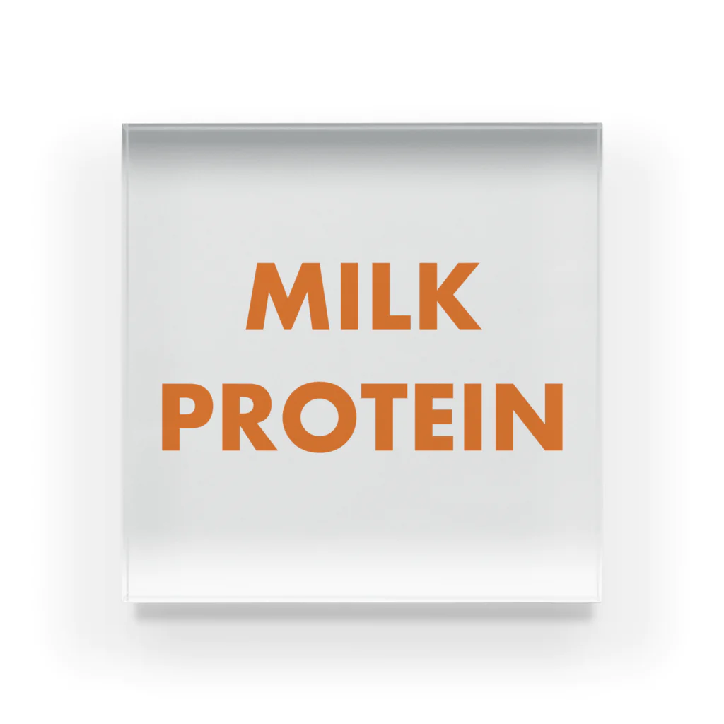 MarinaのMILK PROTEIN  アクリルブロック