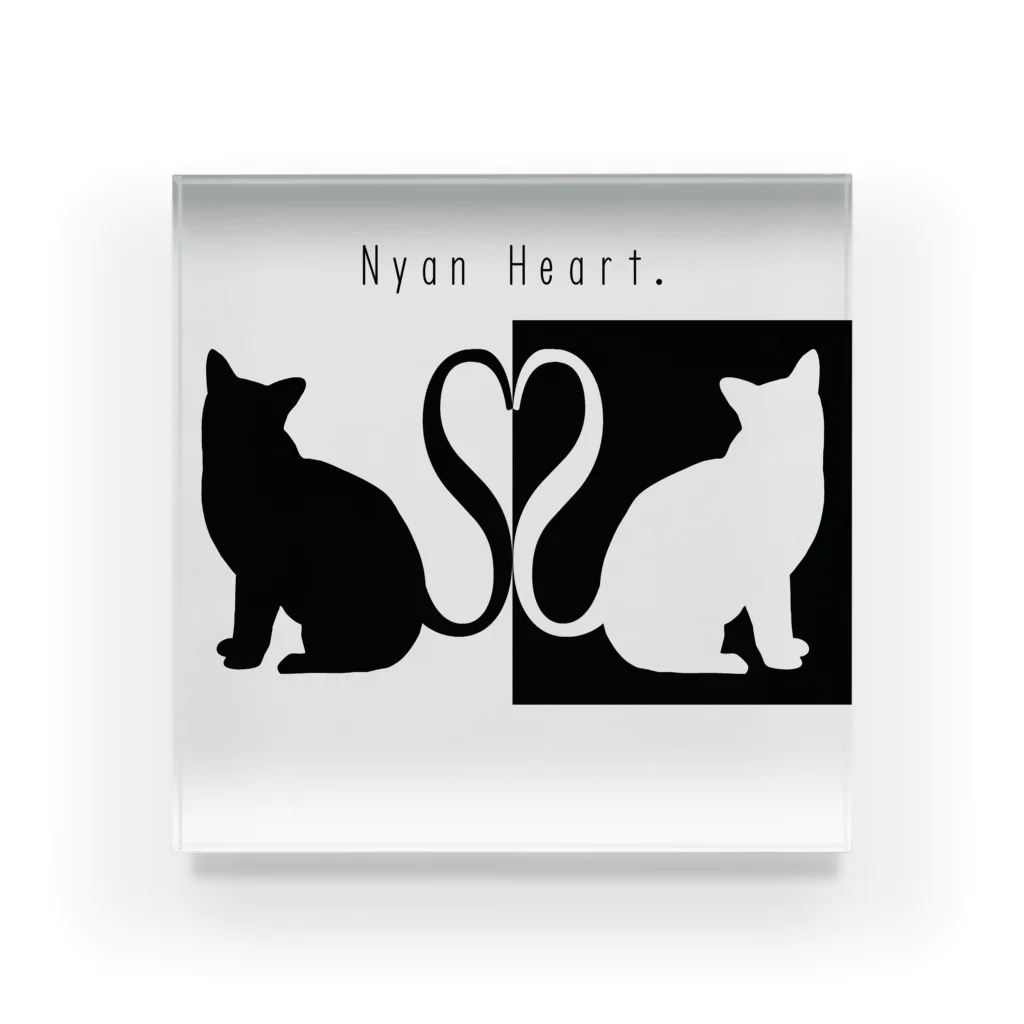 cat hand worksのNyan Heart. アクリルブロック