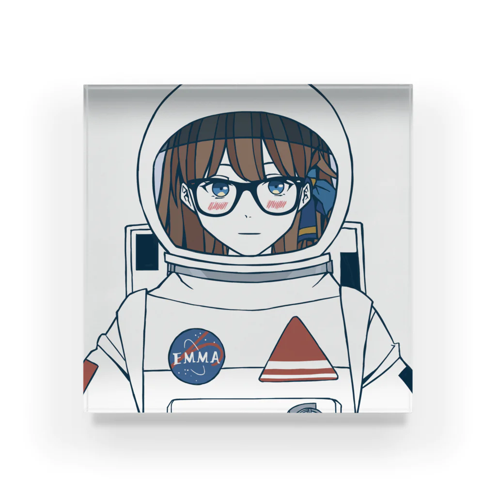 Emma KAWAII CollectionのSpace suit Emma Acrylic Block