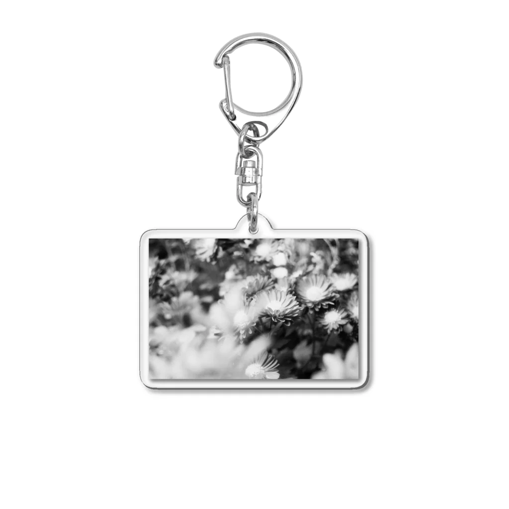 akane_art（茜音工房）のモノクロフラワー（キク） Acrylic Key Chain