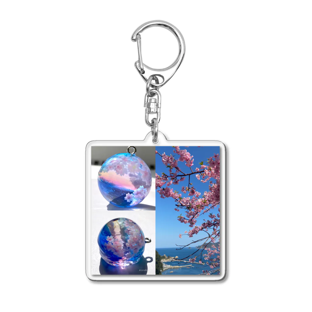 銀のしずく　雲レジンアクセサリーの海と河津桜　雲レジン Acrylic Key Chain