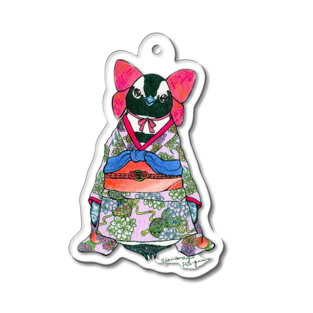 ヤママユ(ヤママユ・ペンギイナ)の着物ぺんぎんーケープと桃ー Acrylic Key Chain