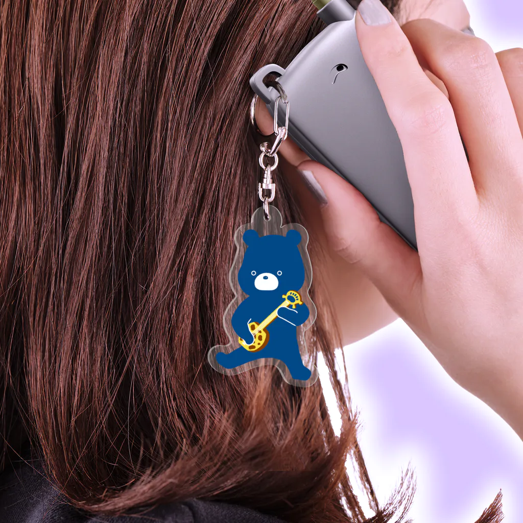 パンのムニエルの三線を練習するくま Acrylic Key Chain