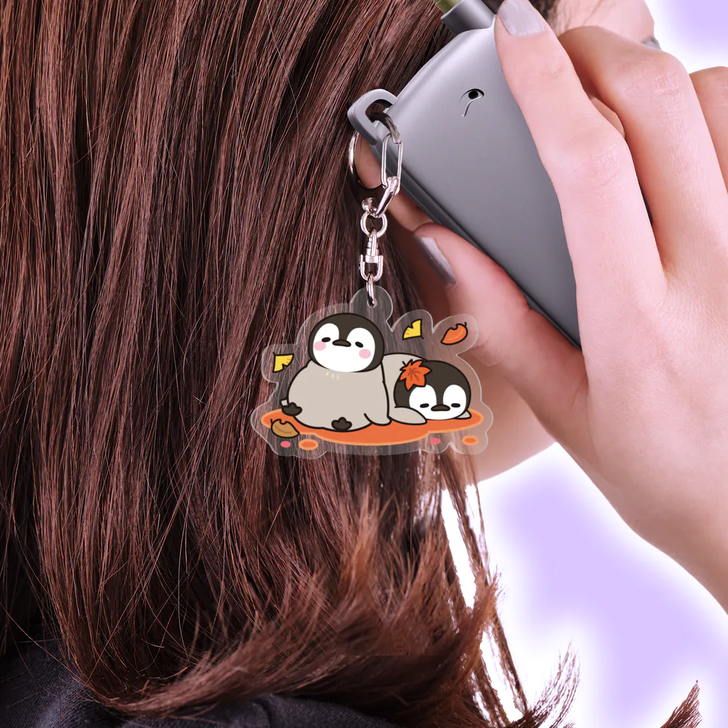 DECORのほのぼの子ペンギン　紅葉ver. Acrylic Key Chain