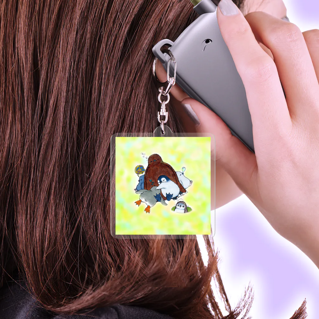 ヤママユ(ヤママユ・ペンギイナ)のまどろみヒナーズ Acrylic Key Chain