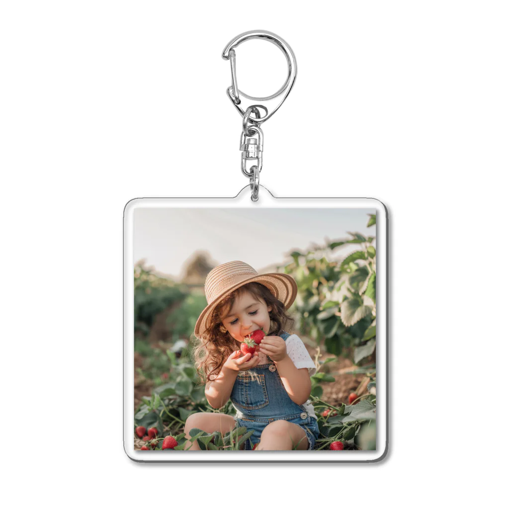 AQUAMETAVERSEの苺狩りで口にほうばんでいる女の子　ラフルール　1859 Acrylic Key Chain