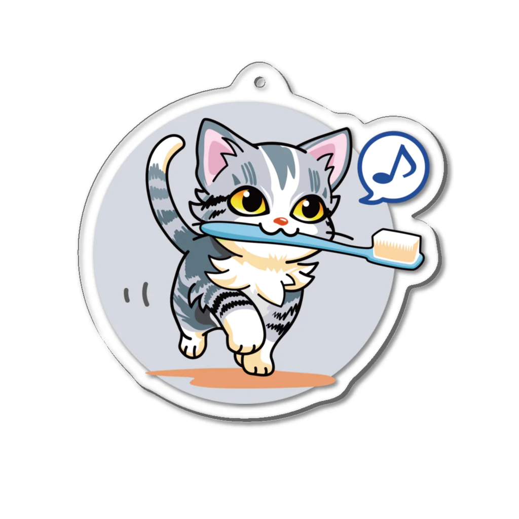 AckeeWolf Art Shopの歯ブラシをくわえたアメリカンショートヘアの子猫 Acrylic Key Chain