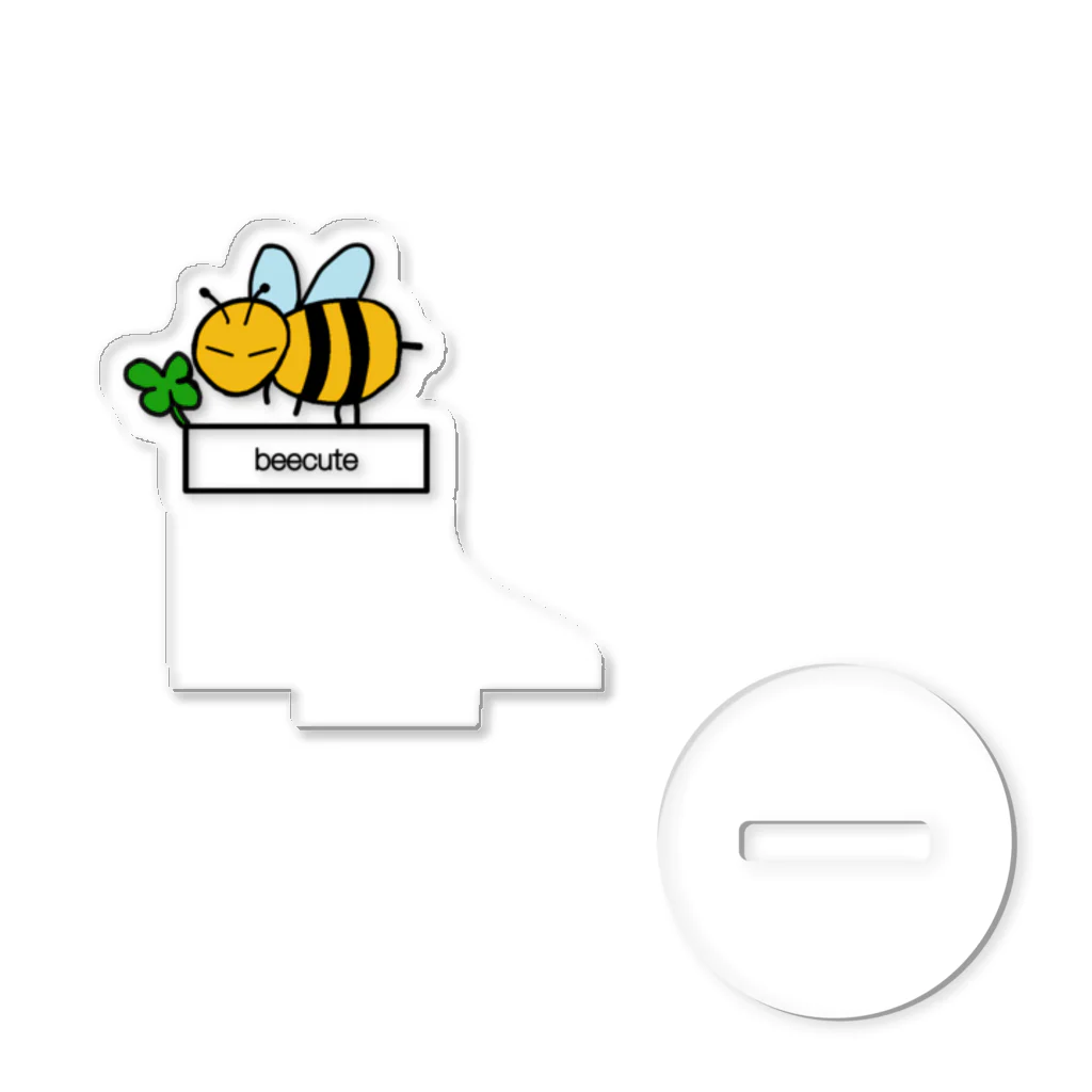 iv_e2006のbeecute アクリルスタンド