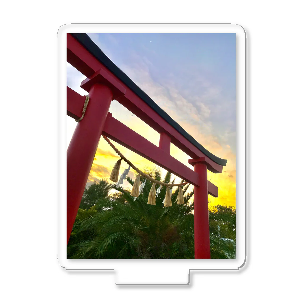 kayuuの夕陽に映える紅色の鳥居 アクリルスタンド
