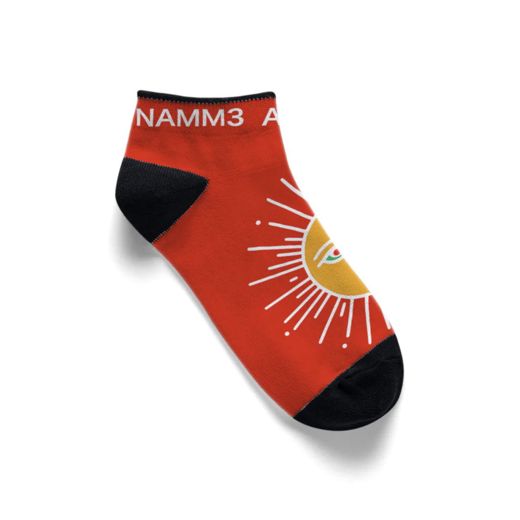 NAMM3 AND THE SUNの南無三の太陽　くるぶしソックス　白輪郭　赤 Ankle Socks