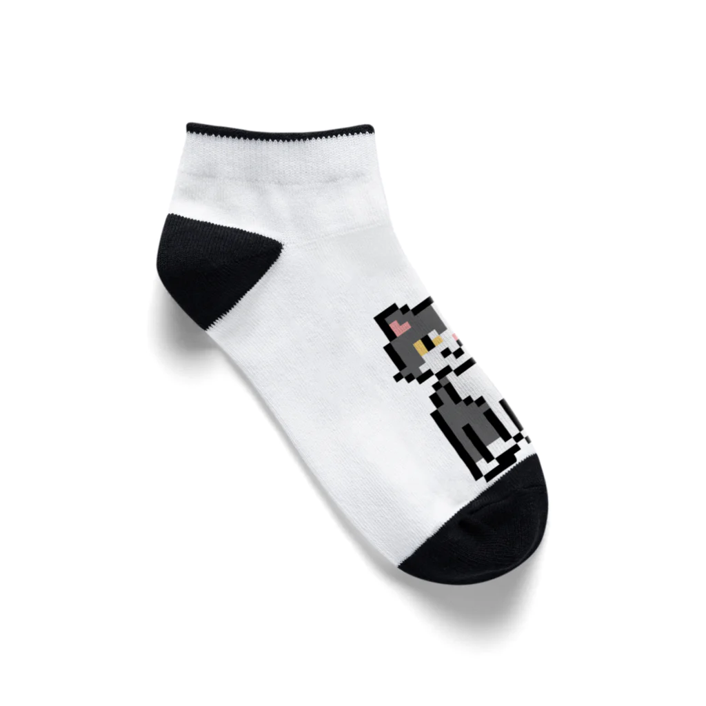 モチクマのハチワレ猫のドット絵 Ankle Socks