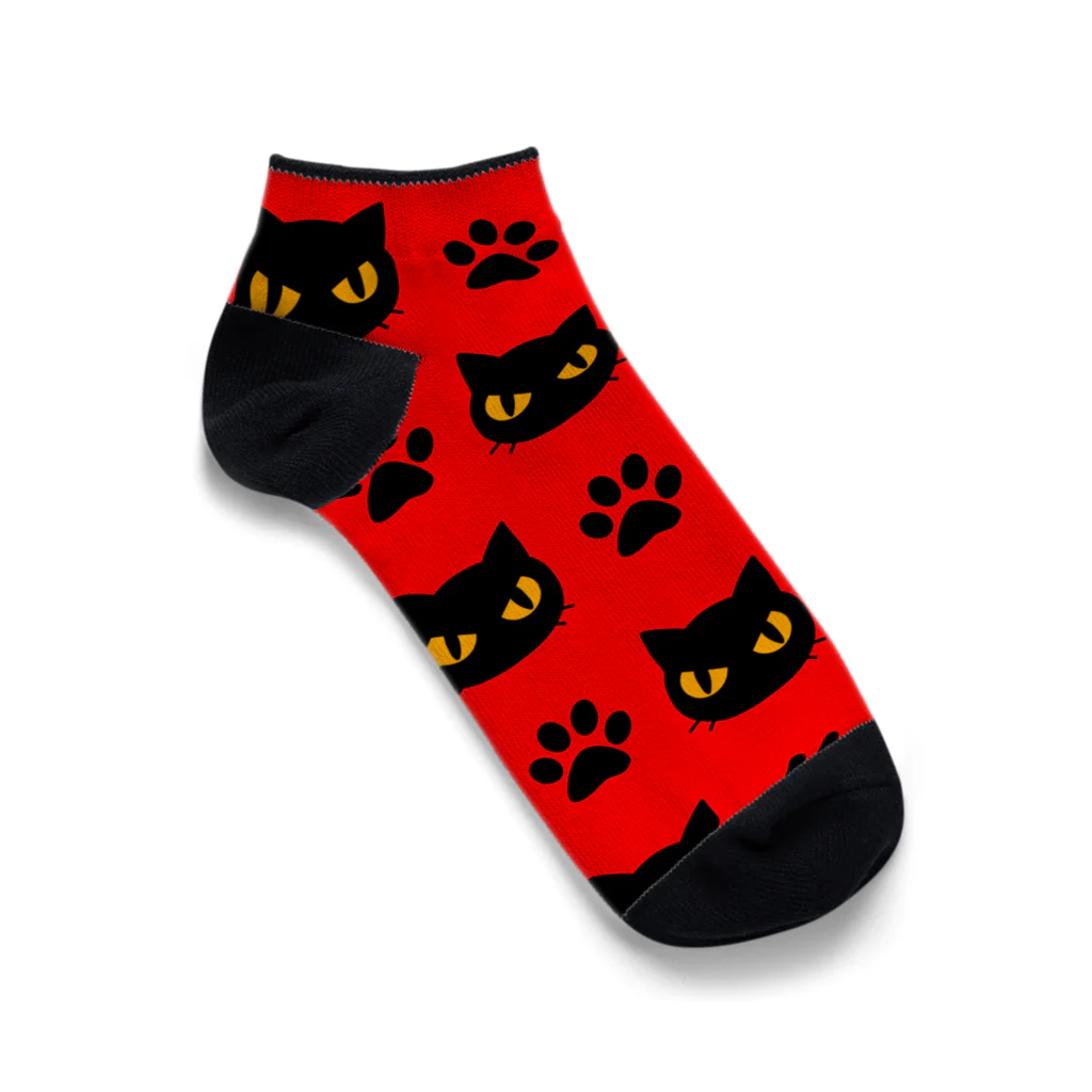 mkumakumaの黒猫と足跡赤 Ankle Socks