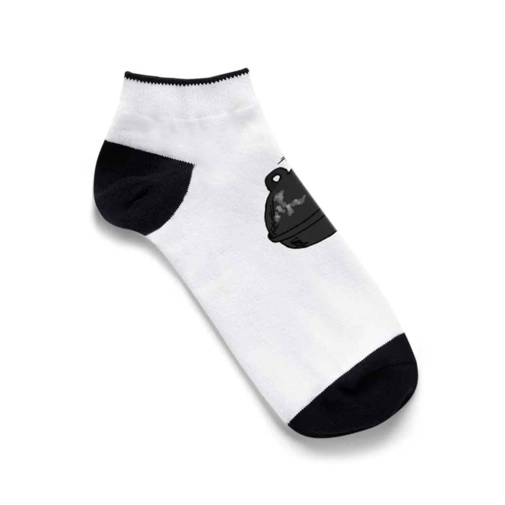 royro_desingの漂着物シリーズ　カエルウキ Ankle Socks