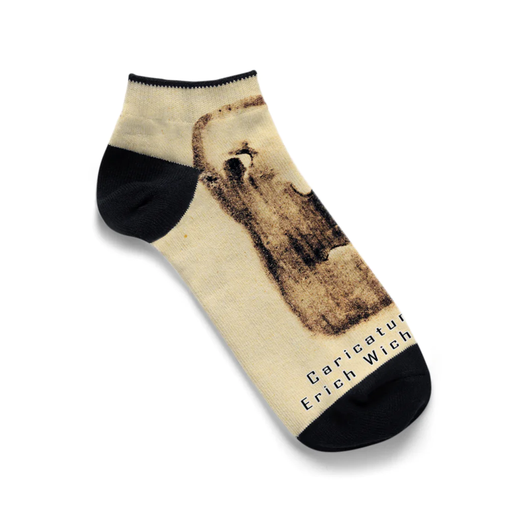 PALA's SHOP　cool、シュール、古風、和風、の風刺画のような顔、エーリッヒ・ヴィヒマン、1923年 Ankle Socks