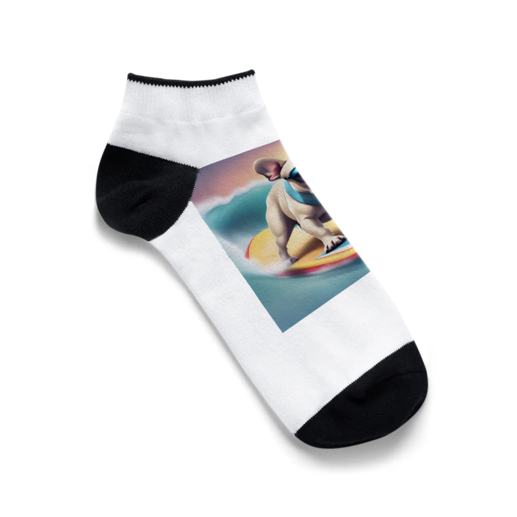 ChicCanvas Boutiqueの波乗り大好きフレンチブルドッグ Ankle Socks